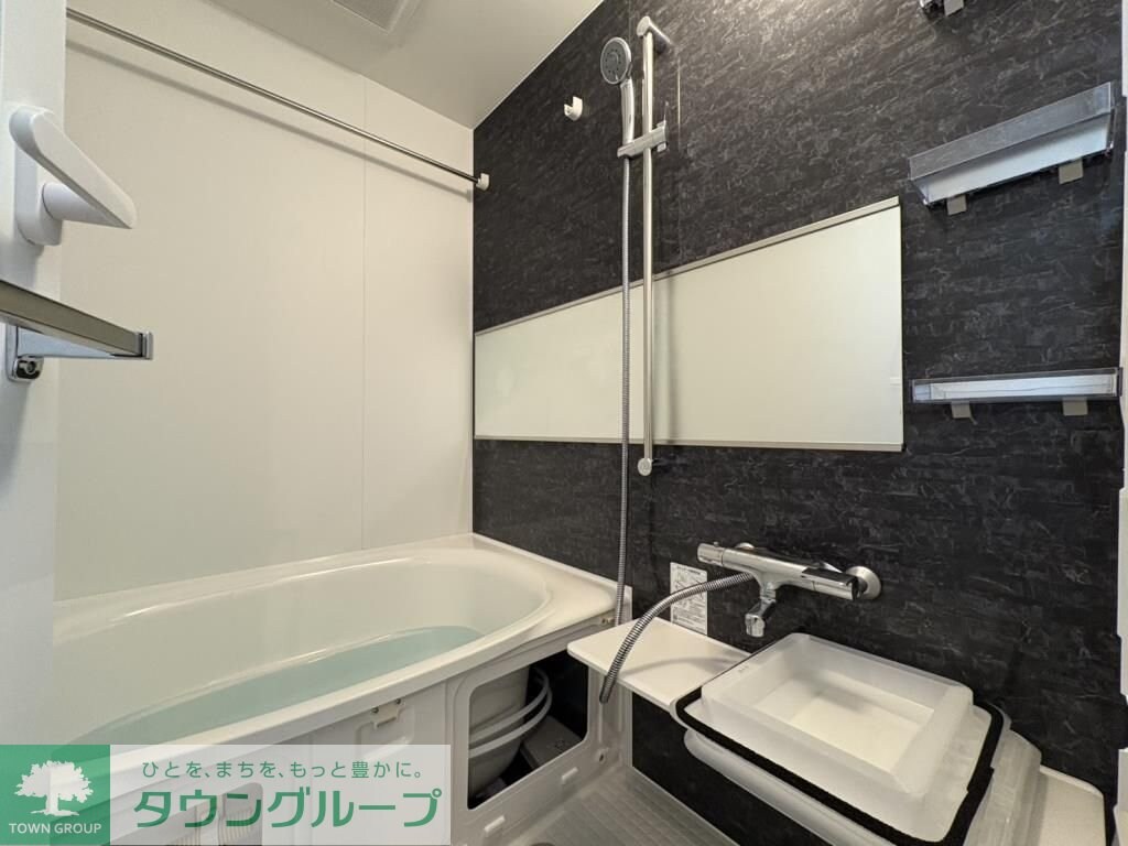 ROOTs Shinjuku Wakamatsuchoの物件内観写真