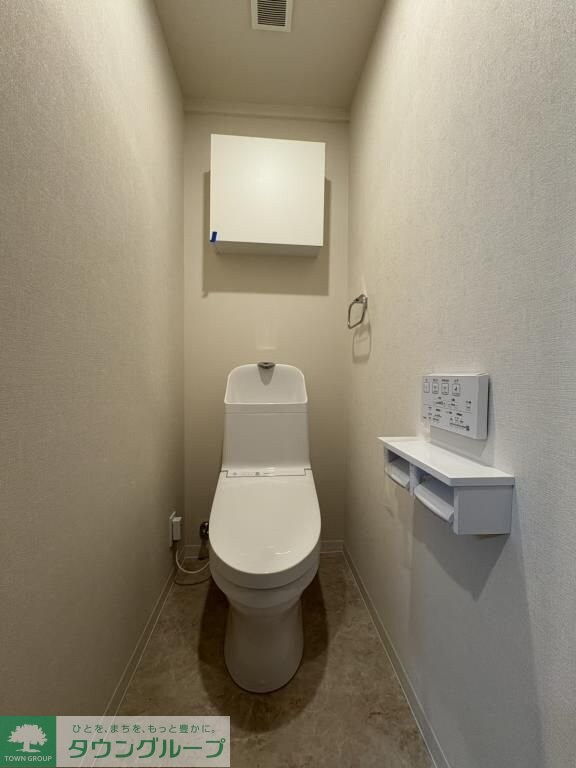 ROOTs Shinjuku Wakamatsuchoの物件内観写真