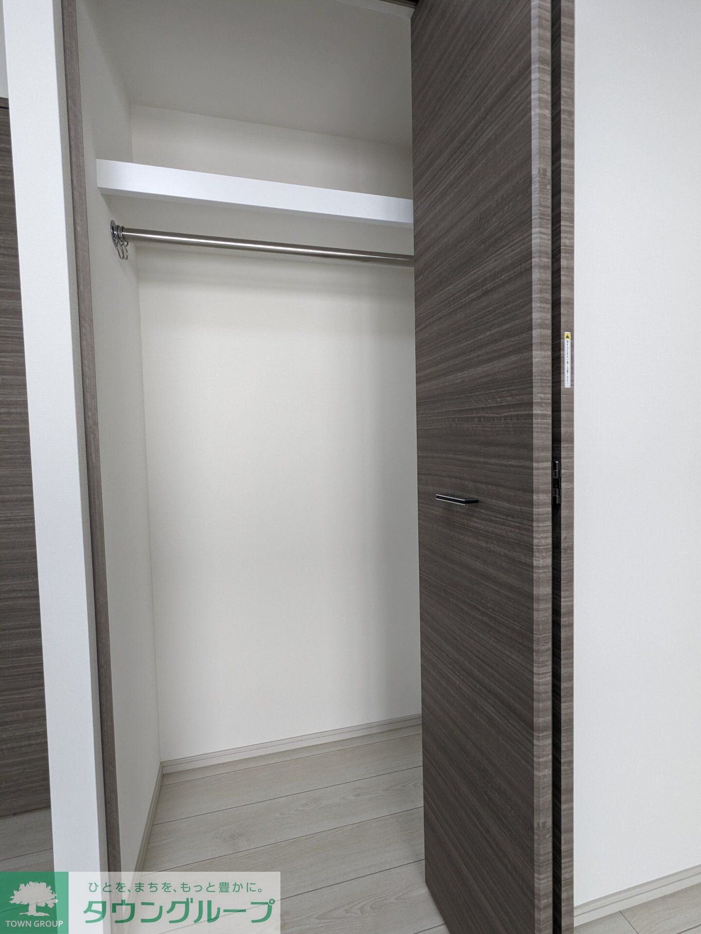 アイルプレミアム西新宿の物件内観写真