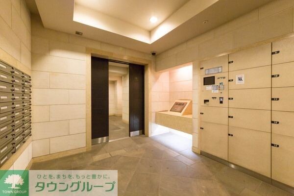 トーシンフェニックス初台弐番館の物件内観写真