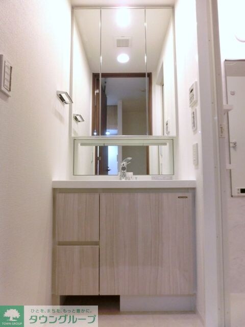 市谷仲之町ビューアパートメントの物件内観写真