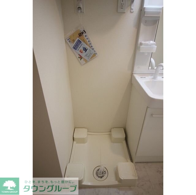 プレール・ドゥーク東新宿IIIの物件内観写真