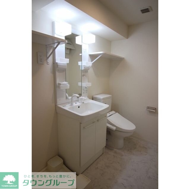 プレール・ドゥーク東新宿IIIの物件内観写真