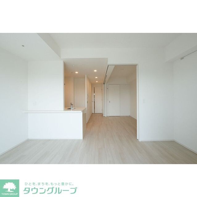 コンフォリア東新宿の物件内観写真