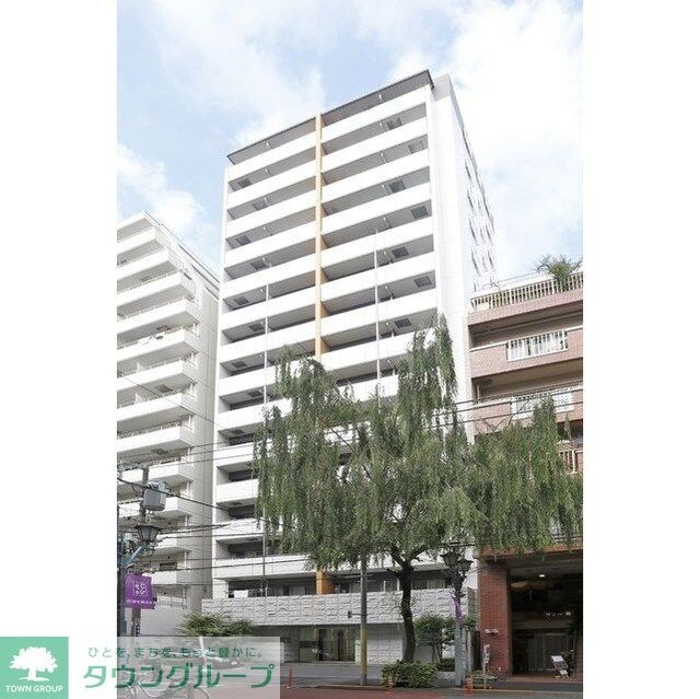 ガーラプレイス新宿御苑の物件外観写真