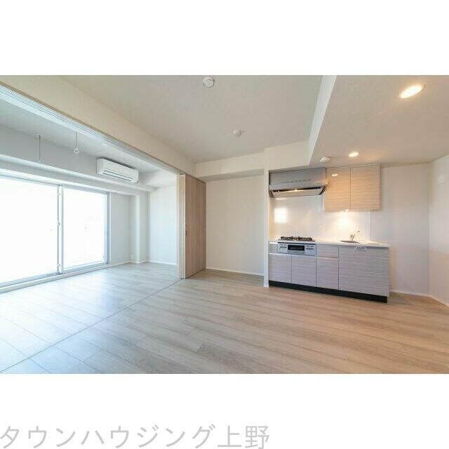 プラウドフラット上野松が谷の物件内観写真