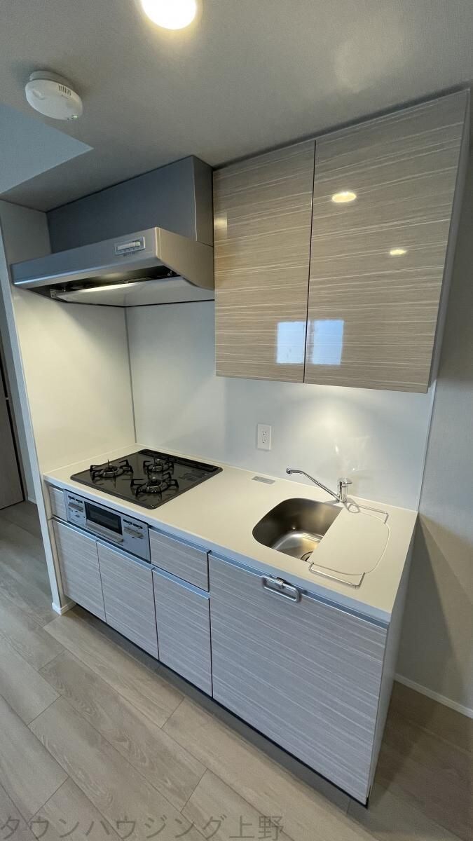 プラウドフラット上野松が谷の物件内観写真