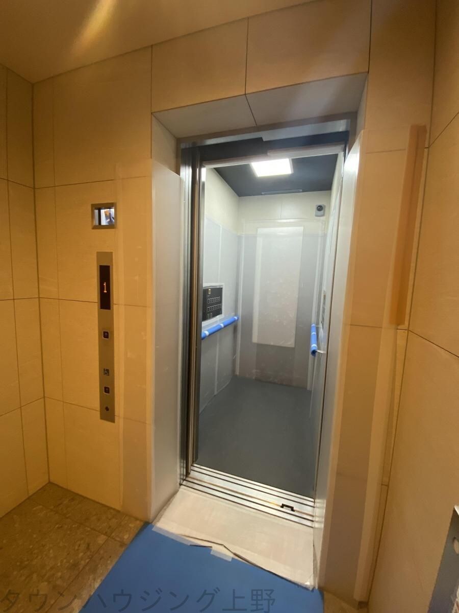 コスモグラシア浅草の物件内観写真