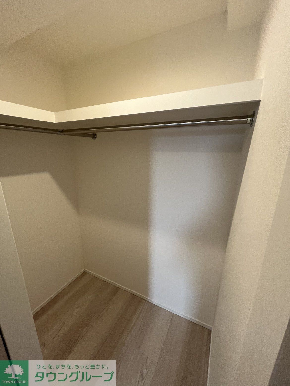 シーズンフラッツ菊川の物件内観写真