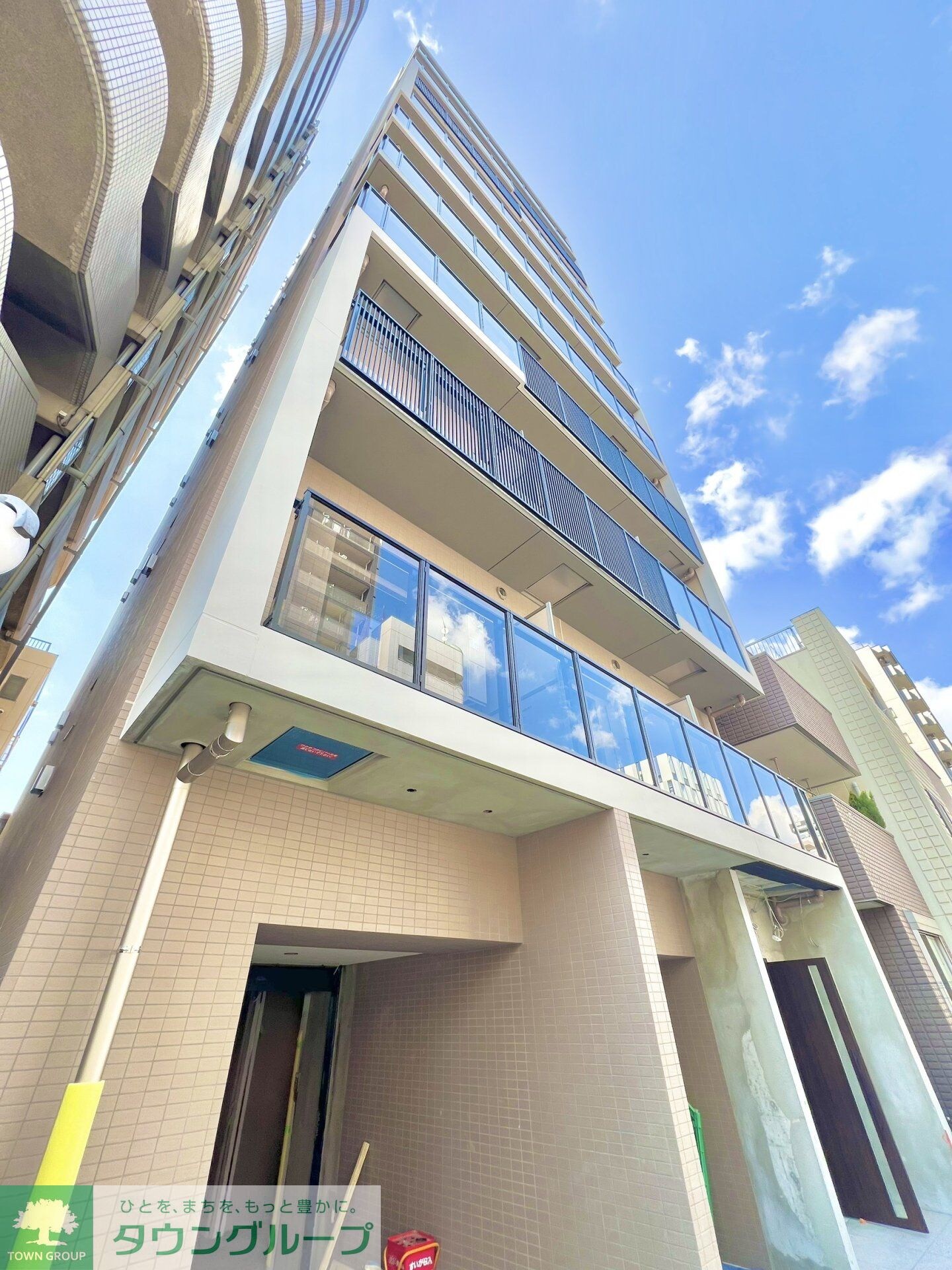 VERXEED ASAKUSAの物件外観写真