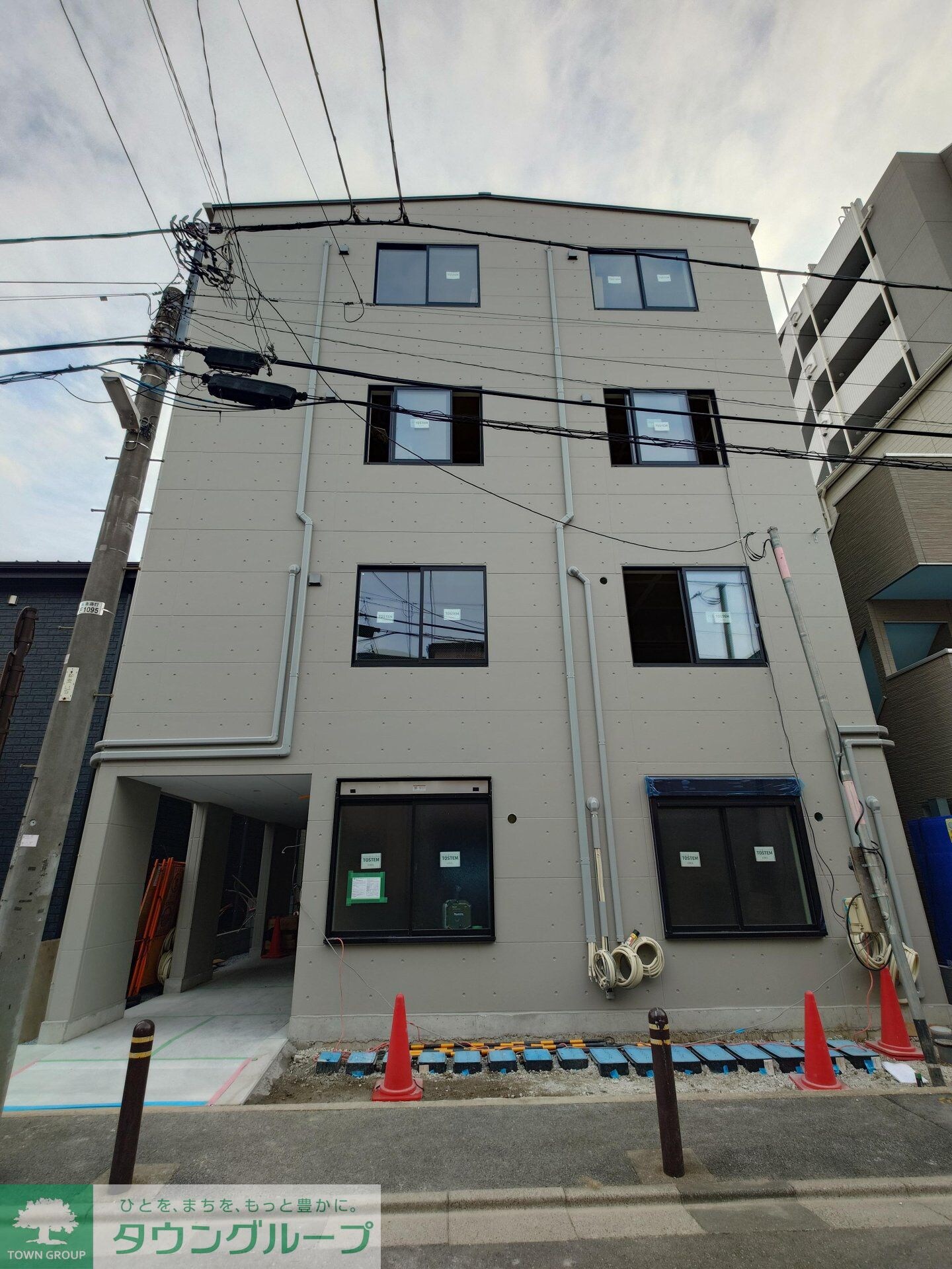 Grado Kita-Ayaseの物件外観写真