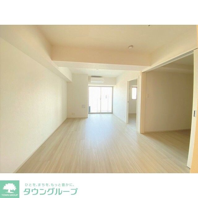 コンフォリア・リヴ千住の物件内観写真