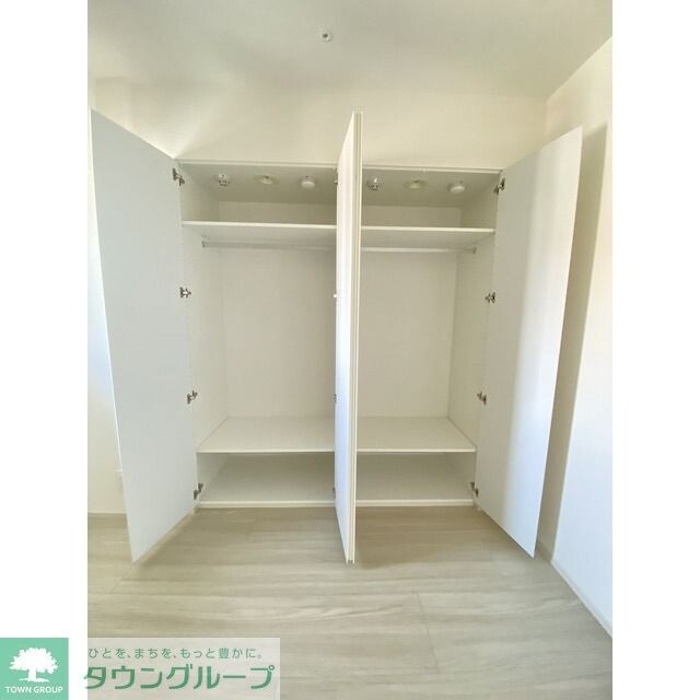 コンフォリア・リヴ千住の物件内観写真