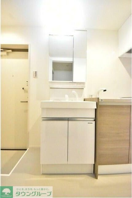 セレブラーレ町屋の物件内観写真