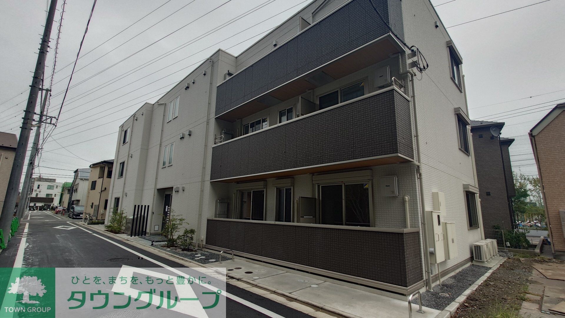 セレスティア六町IIIの物件外観写真