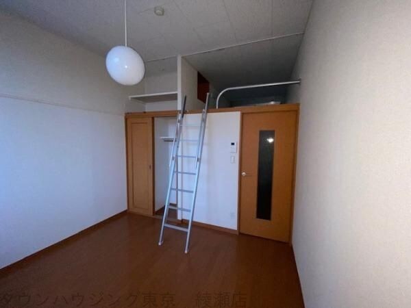 レオパレスフォレストの物件内観写真