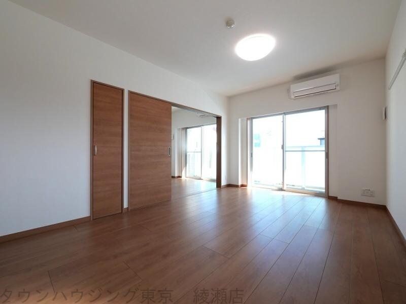 アーバンパーク六町の物件内観写真