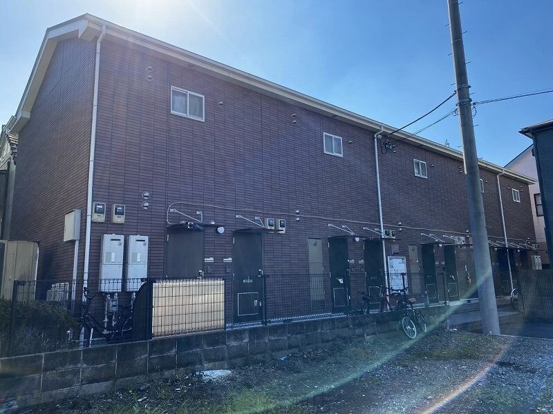 レオパレスジューンベリーの物件外観写真