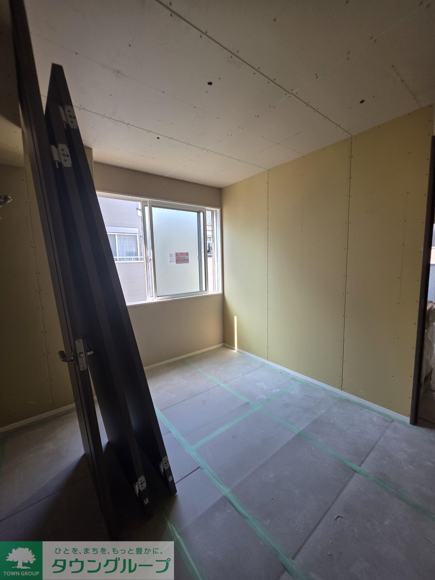 セレスティア西綾瀬の物件内観写真