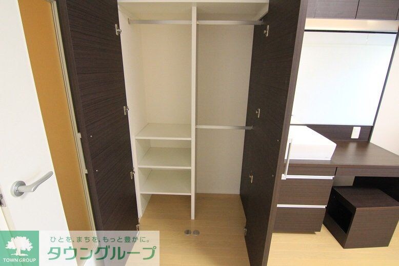 レオネクストSunrise伊興の物件内観写真