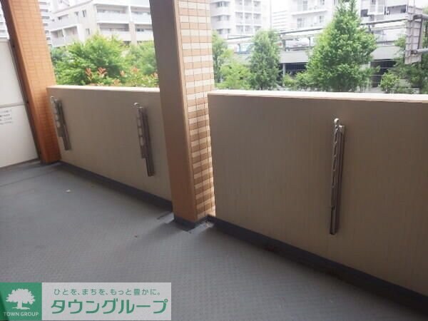 ロイヤルパークス新田の物件内観写真