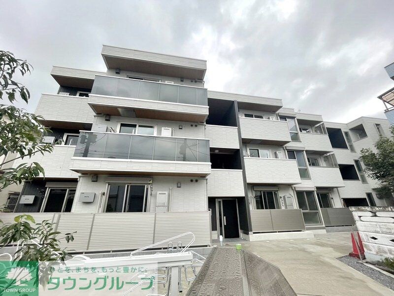 グラナーデ興野の物件外観写真