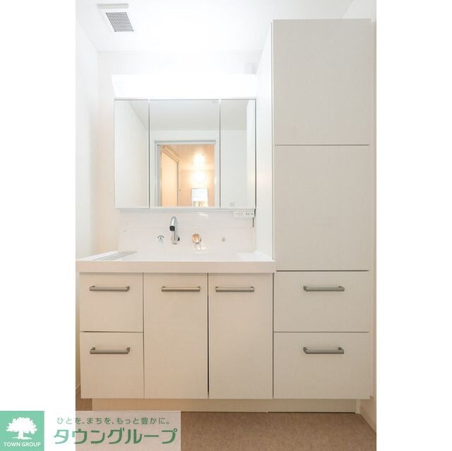 コンフォリア竹ノ塚イーストの物件内観写真