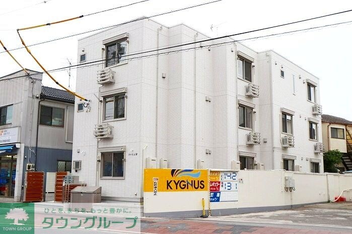 ファミユDの物件外観写真