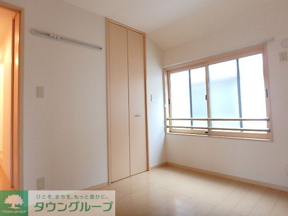 ルミエールセンジュの物件内観写真