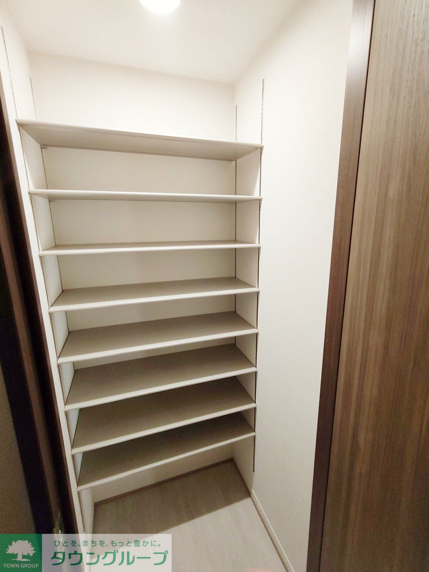 セレスティア白鳥の物件内観写真