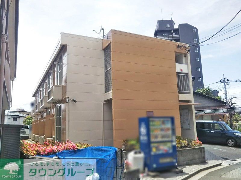 レオパレスバードの物件外観写真