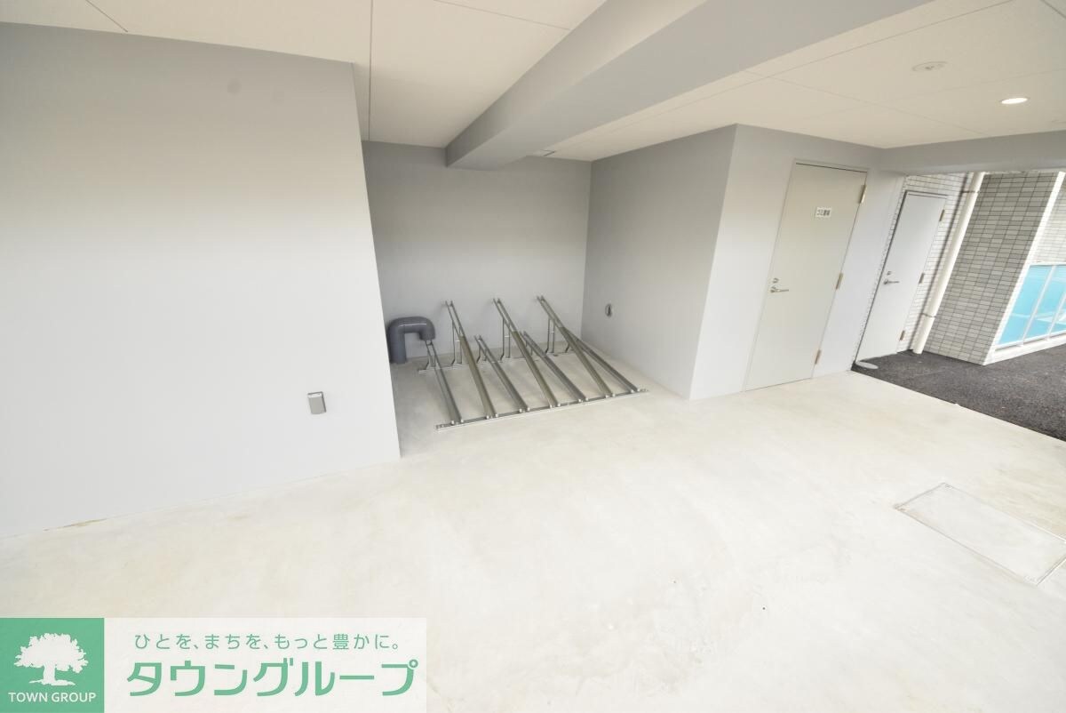 ペアパレス六町2号館の物件内観写真