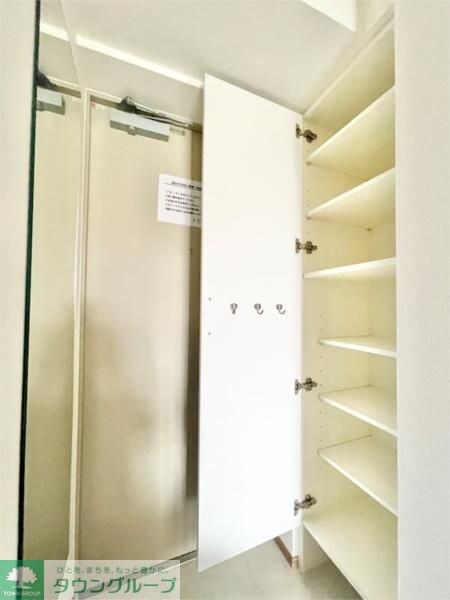 ライジングプレイス綾瀬二番館の物件内観写真