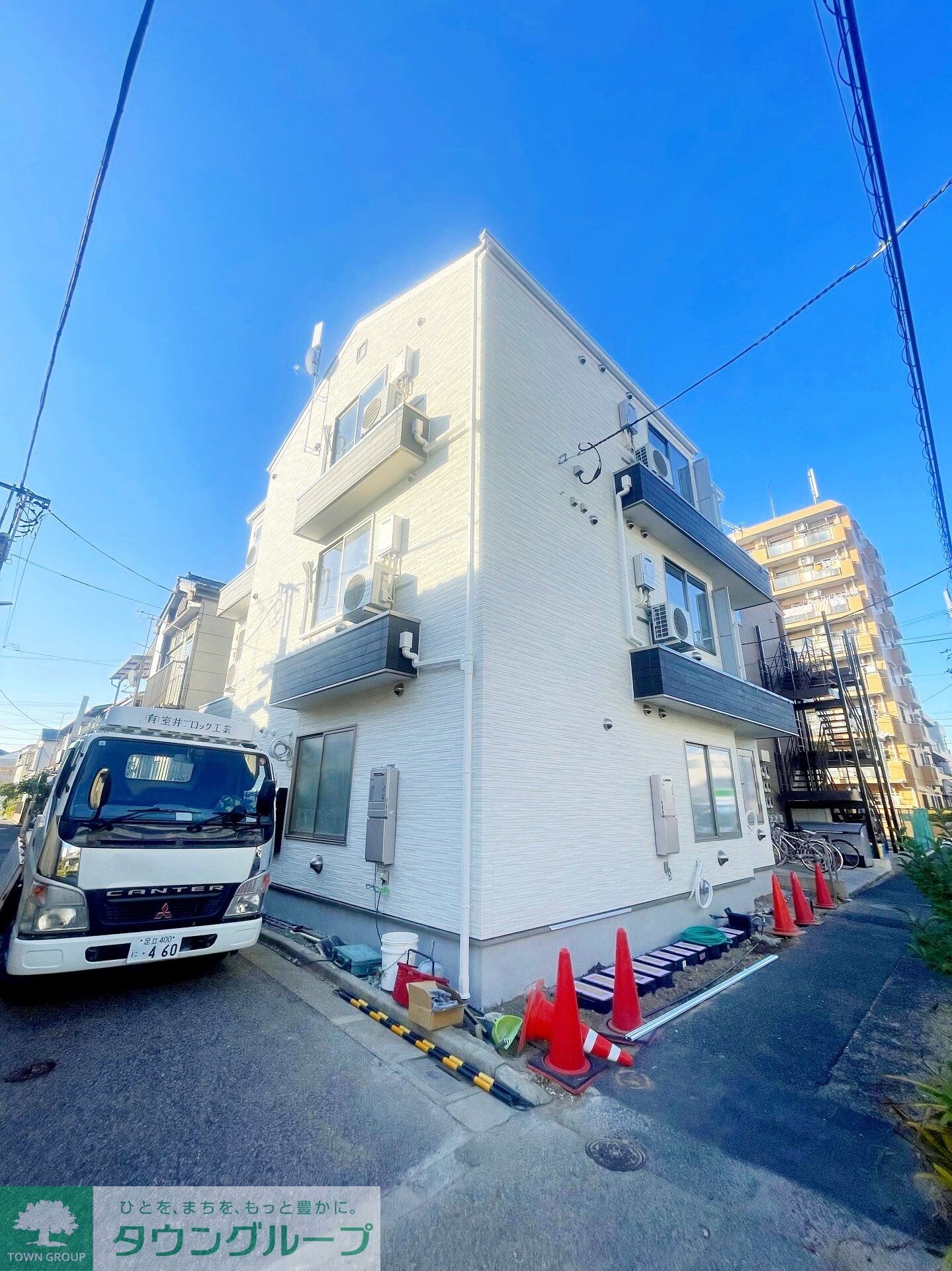 APT西新井の物件外観写真