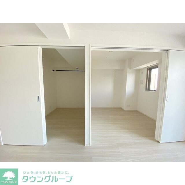 コンフォリア・リヴ千住の物件内観写真