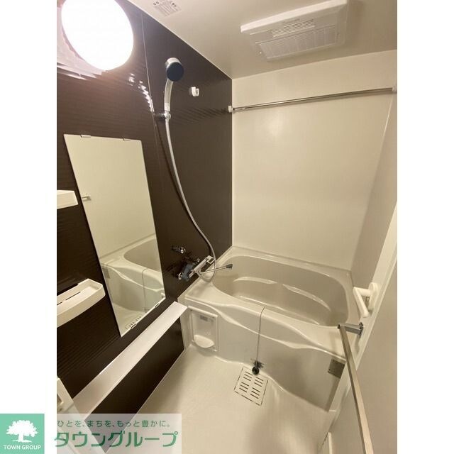 コンフォリア・リヴ千住の物件内観写真