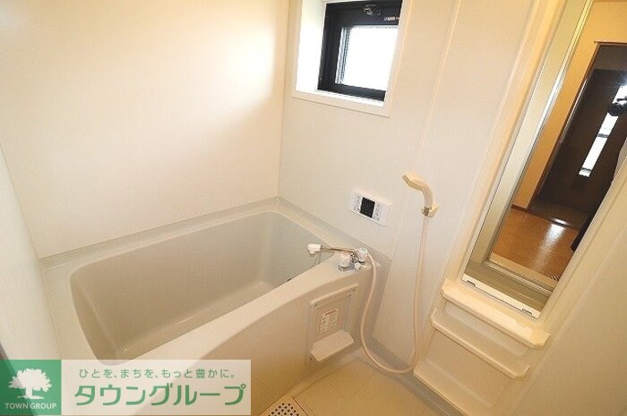 ハイカムール駒形の物件内観写真