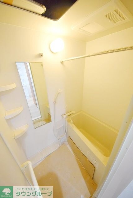 クリスタルガーデンの物件内観写真