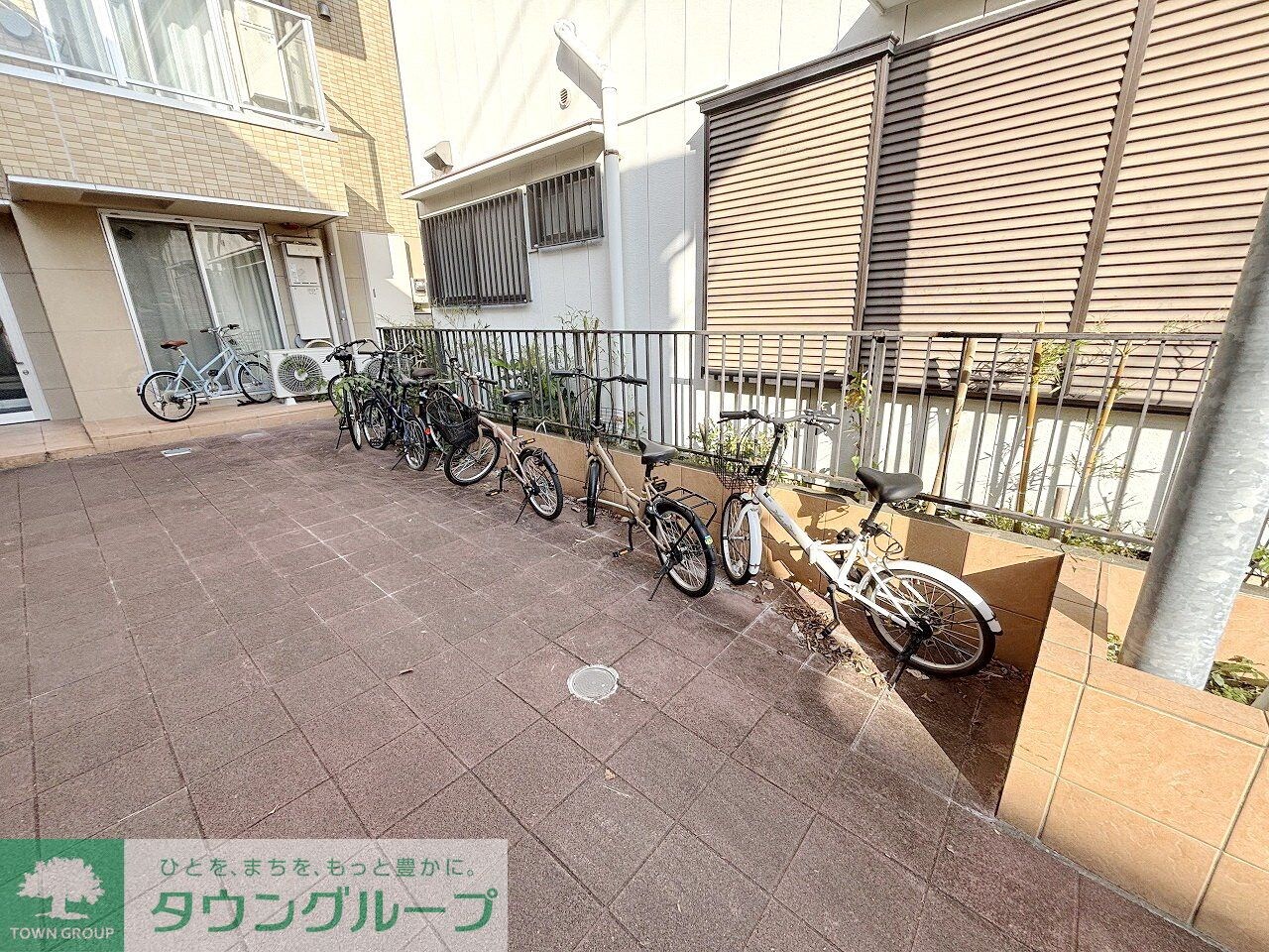 クリスタルガーデンの物件内観写真