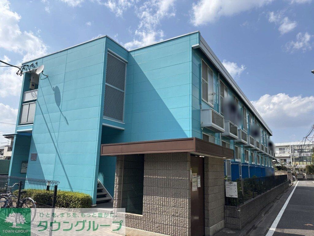 レオパレスエストの物件外観写真