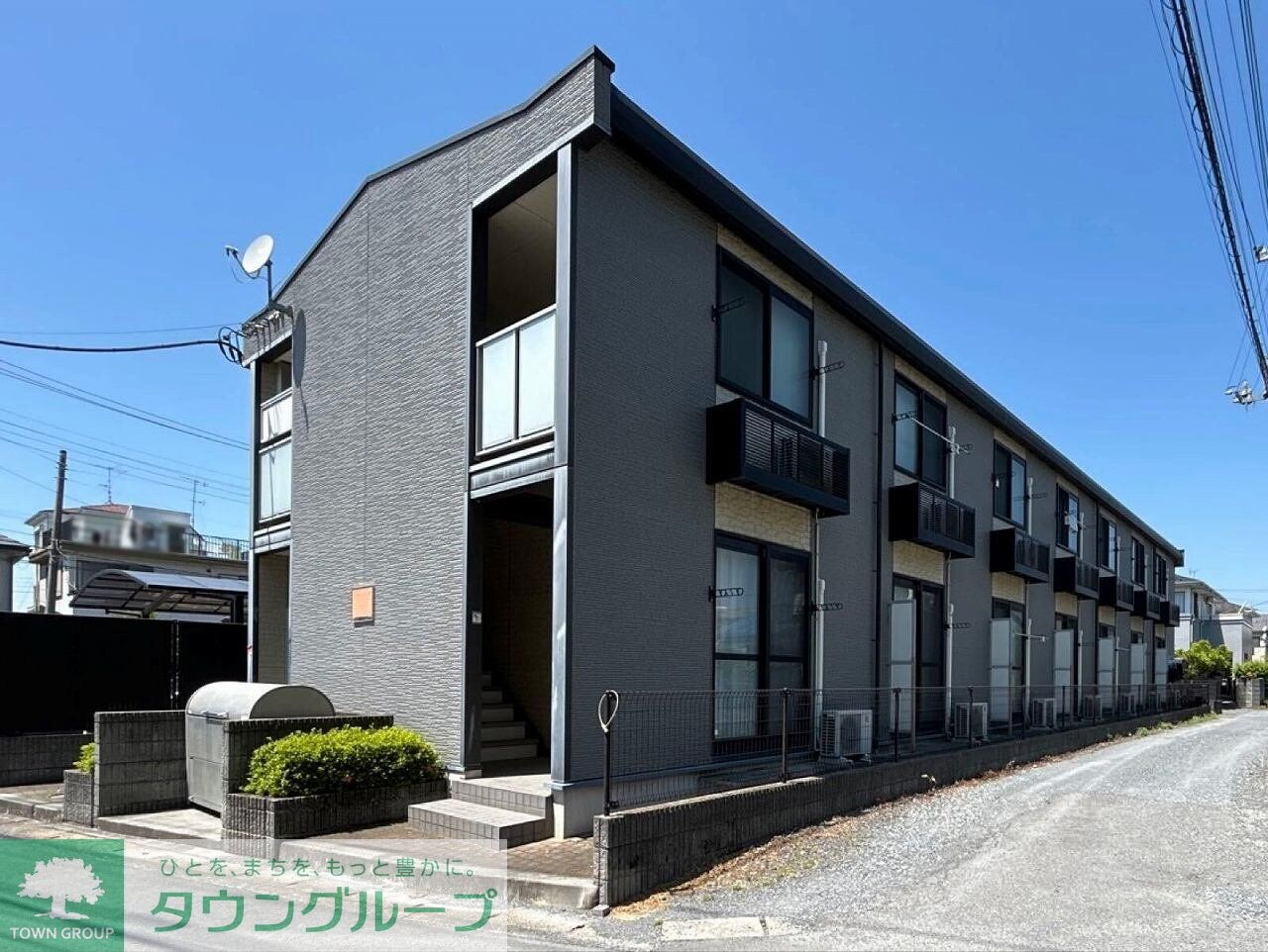 レオパレスクレールセリシエの物件外観写真