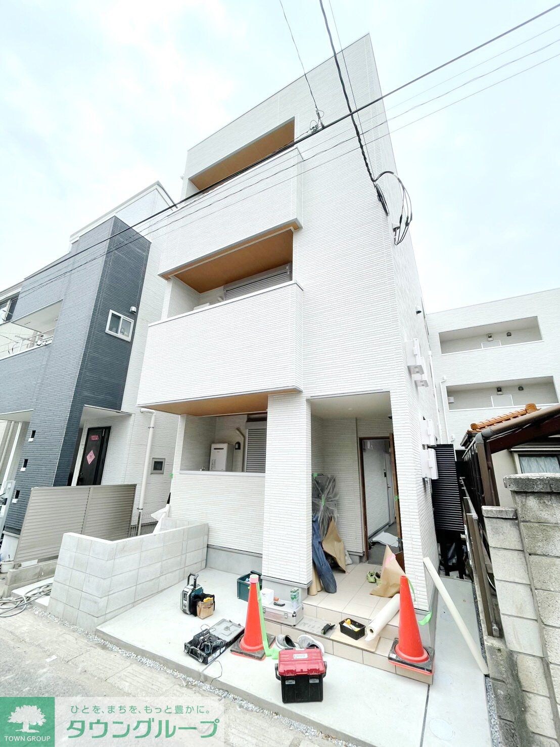 Mark Duo塚越IIIの物件外観写真