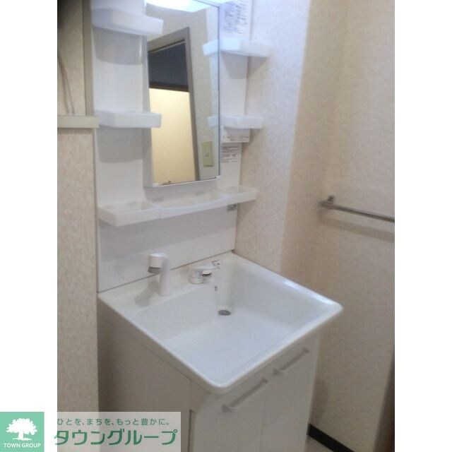 信栄マンションの物件内観写真