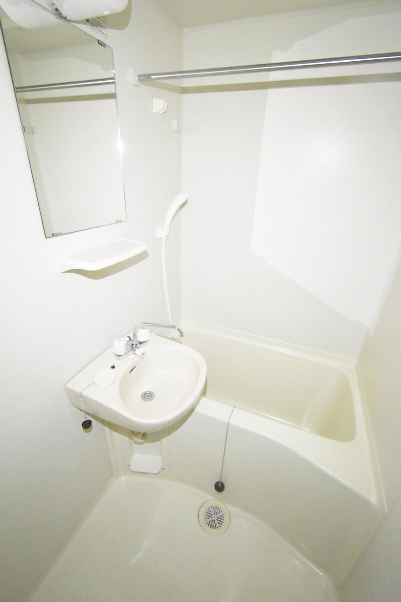 レオパレスセレブレイションの物件内観写真