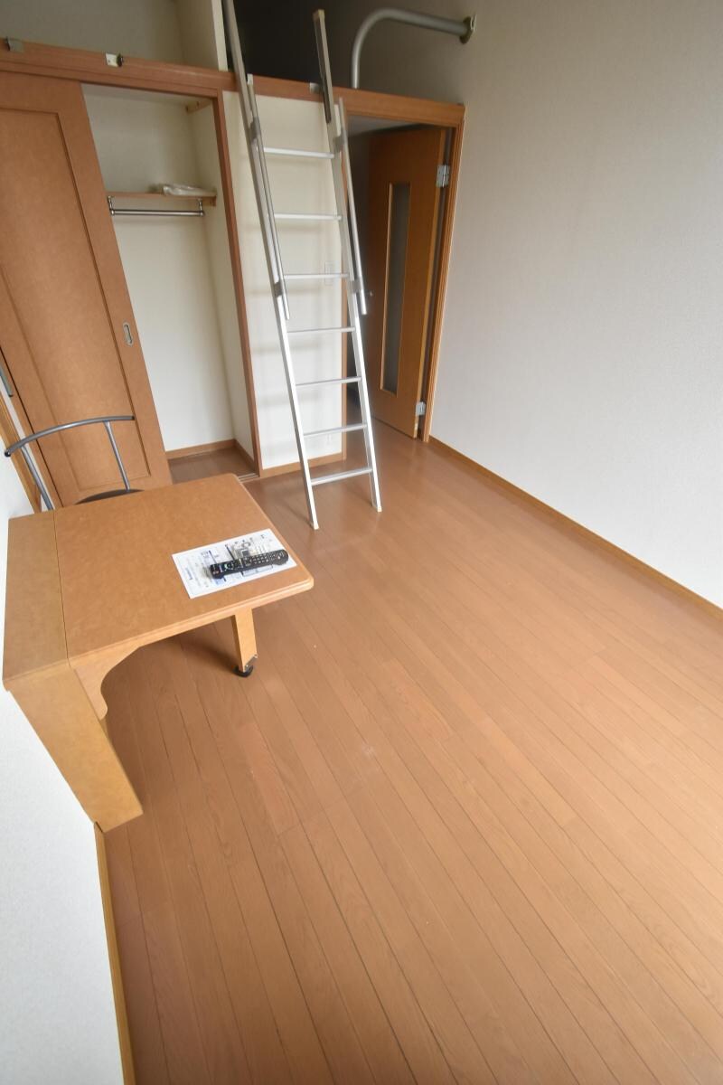 レオパレスセレブレイションの物件内観写真