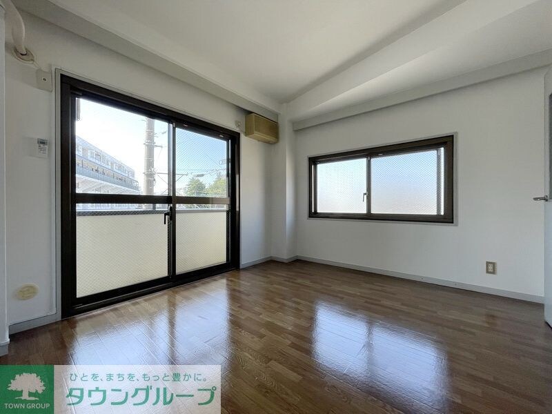 グランドステータス日高の物件内観写真