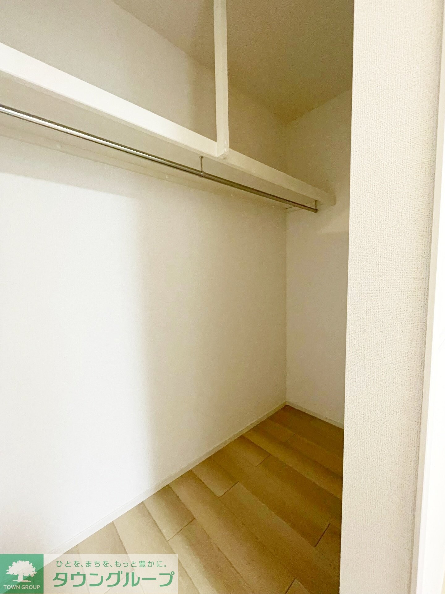 アヴァロンの物件内観写真