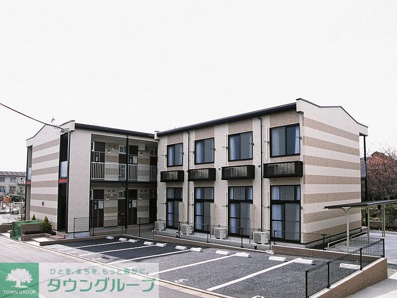 レオパレスエキノックスAの物件外観写真