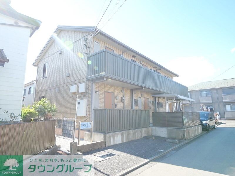 セジュール・モナリエの物件外観写真