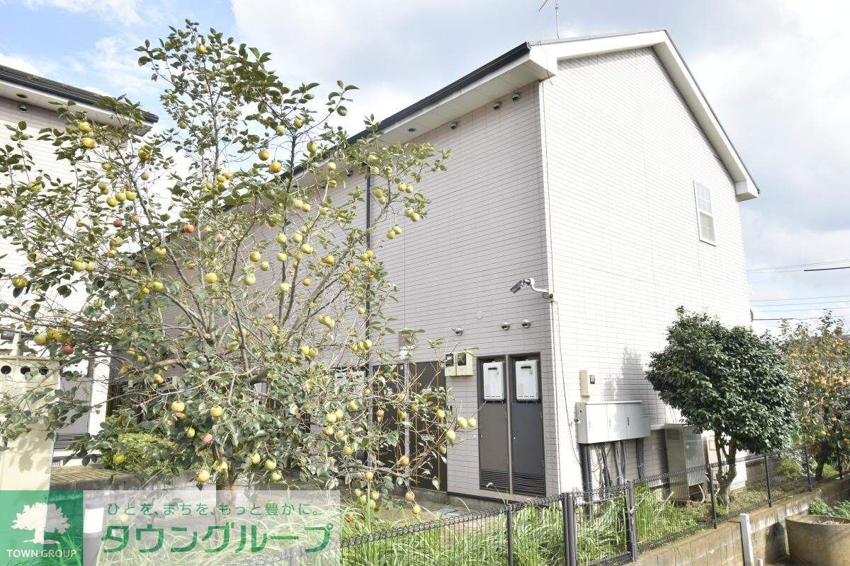 レオパレス鶴間アイリスIIの物件外観写真